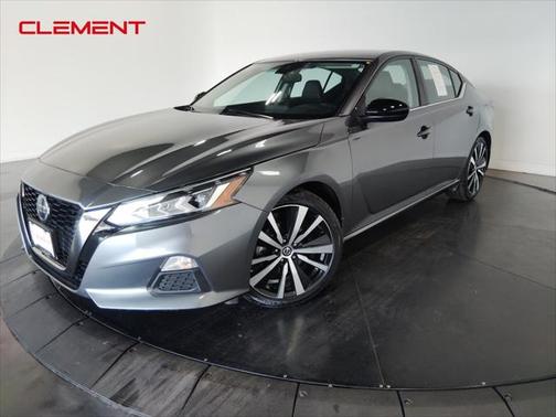 2022 Nissan Altima SR FWD
