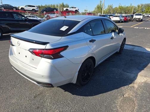 2024 Nissan Versa 1.6 S