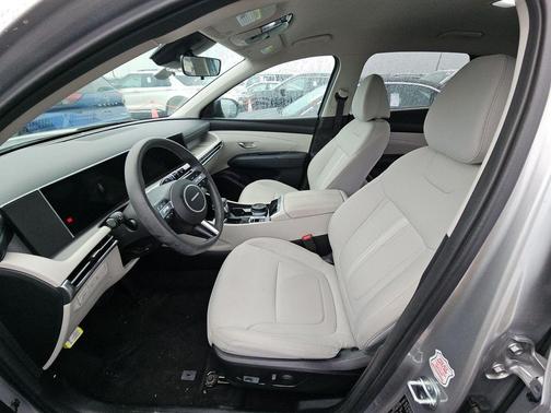 Shimmering Silver 2025 Hyundai TUCSON SEL
