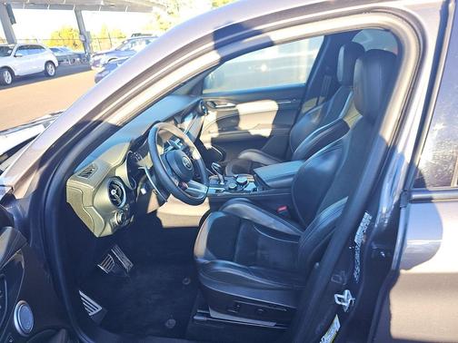 2019 Alfa Romeo Stelvio Quadrifoglio