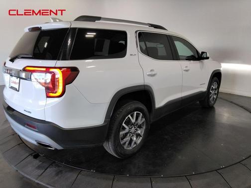 2023 GMC Acadia AWD SLT