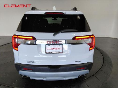 2023 GMC Acadia AWD SLT