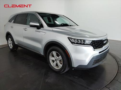 2022 Kia Sorento LX
