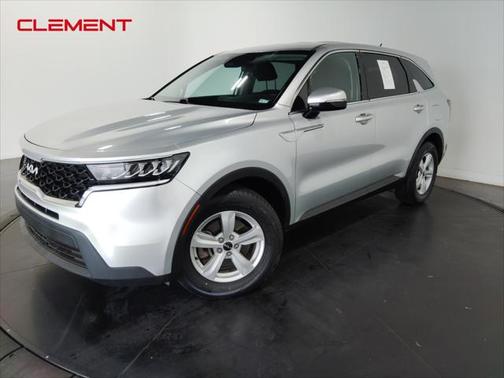 2022 Kia Sorento LX