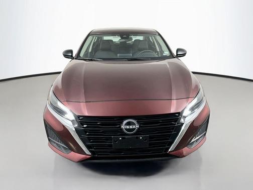 Garnet Pearl Metallic 2025 Nissan Altima 2.5 SV
