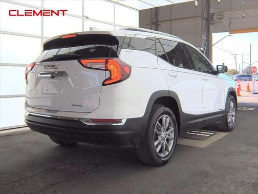 2023 GMC Terrain SLT