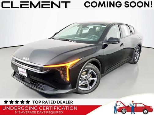 Aurora Black Pearl 2025 Kia K4 LXS