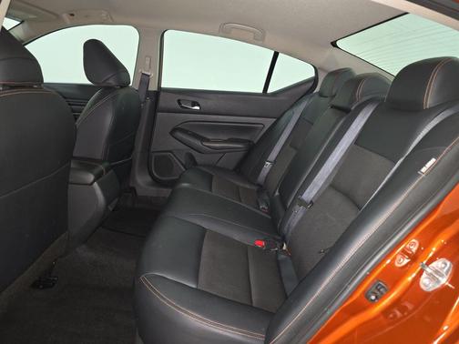 2022 Nissan Altima SR FWD