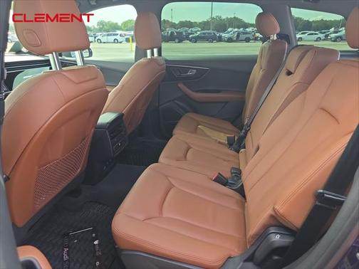 2021 Audi Q7 45 Premium Plus