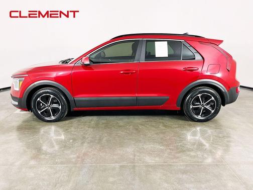 Runway Red 2024 Kia Niro LX