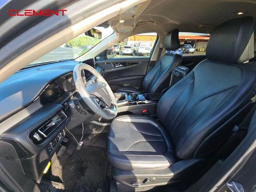 2022 Lincoln Nautilus Standard