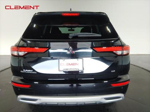 2022 Mitsubishi Outlander SE 2.5 2WD