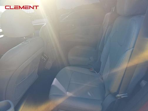 2022 Kia Sorento Hybrid S
