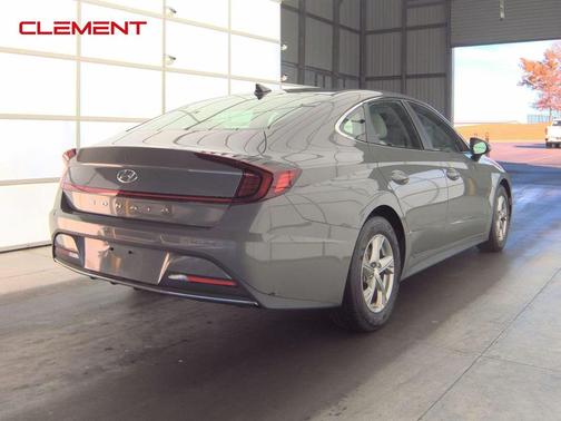 2023 Hyundai SONATA SE
