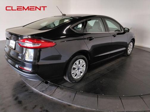 2019 Ford Fusion S