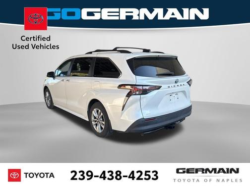2023 Toyota Sienna XLE