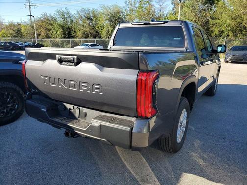 2025 Toyota Tundra SR5