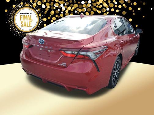 2024 Toyota Camry Hybrid SE