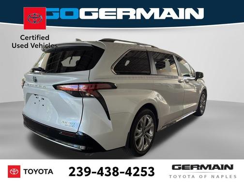 Wind Chill Pearl 2024 Toyota Sienna Platinum