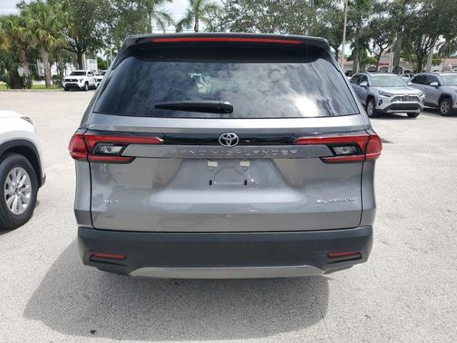 2025 Toyota Grand Highlander Platinum