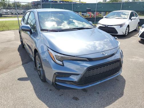 2025 Toyota Corolla SE