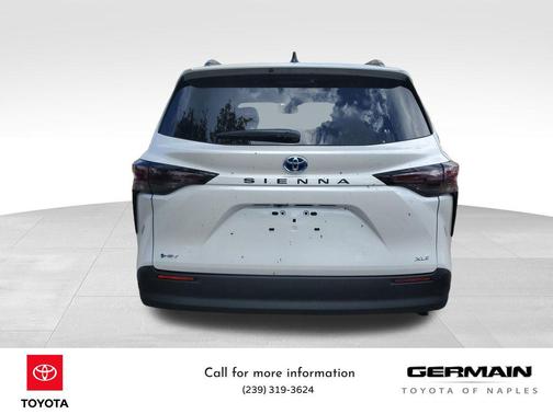 2025 Toyota Sienna XLE
