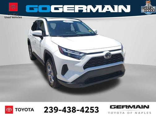 Ice Cap 2025 Toyota RAV4 XLE