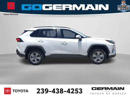 Ice Cap 2025 Toyota RAV4 XLE