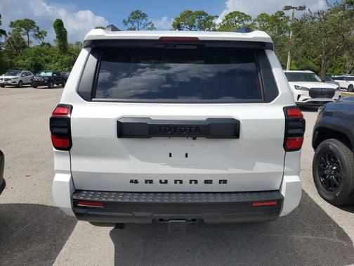 2025 Toyota 4Runner SR5