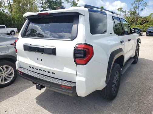 2025 Toyota 4Runner SR5
