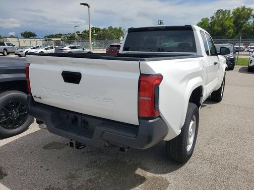 2025 Toyota Tacoma SR