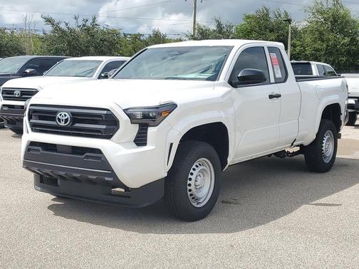 2025 Toyota Tacoma SR