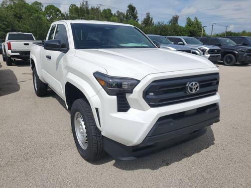 2025 Toyota Tacoma SR