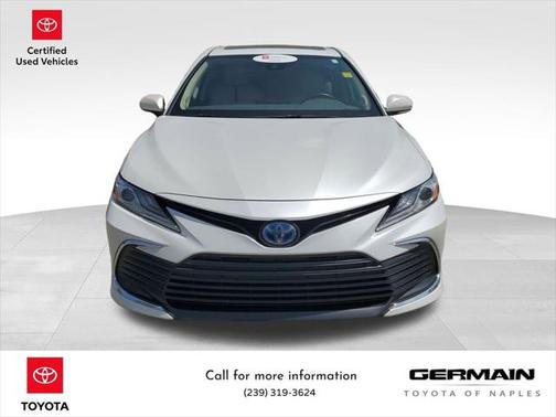 2022 Toyota Camry Hybrid XLE