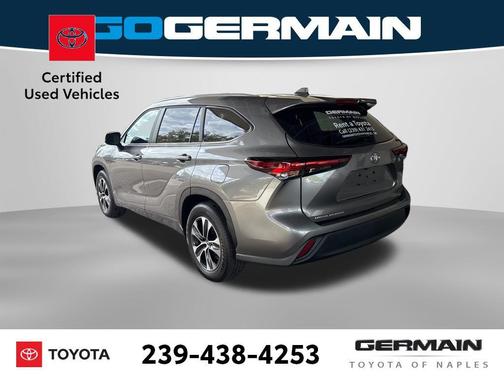 2025 Toyota Highlander XLE