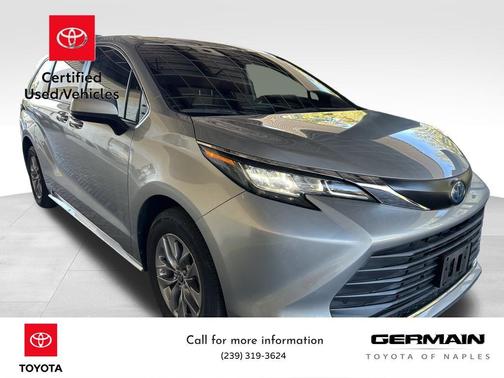 2022 Toyota Sienna XLE