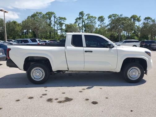 2025 Toyota Tacoma SR