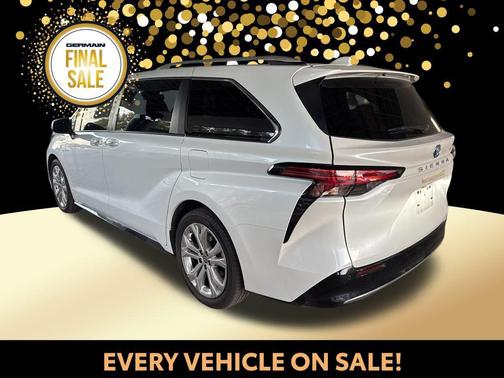 2022 Toyota Sienna Platinum