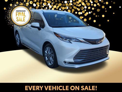 2022 Toyota Sienna Platinum