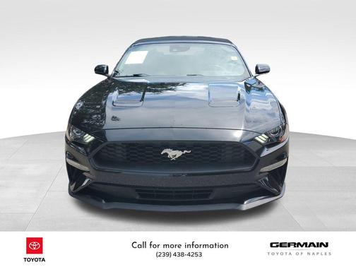 2022 Ford Mustang EcoBoost