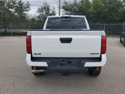 2026 Toyota Tacoma Hybrid TRD Off Road