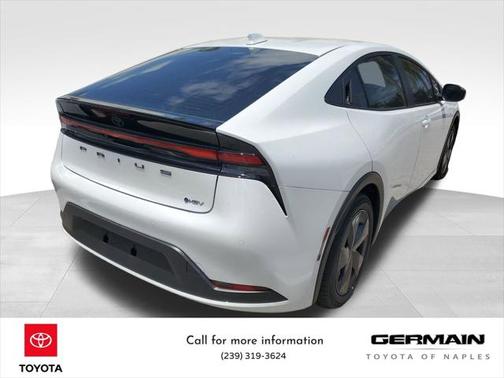 2025 Toyota Prius LE