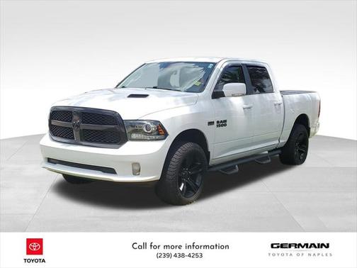 2017 RAM 1500 Night Crew Cab 4x4 5'7' Box