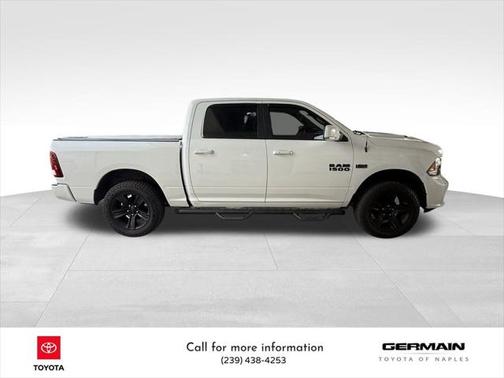 2017 RAM 1500 Night Crew Cab 4x4 5'7' Box