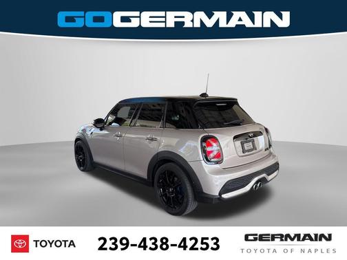 Rooftop Grey Metallic 2022 MINI Hardtop Cooper S