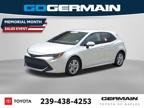 Wind Chill Pearl/Midnight Black Metallic 2022 Toyota Corolla SE