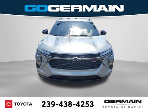 Sterling Gray Metallic 2024 Chevrolet Trax FWD 2RS