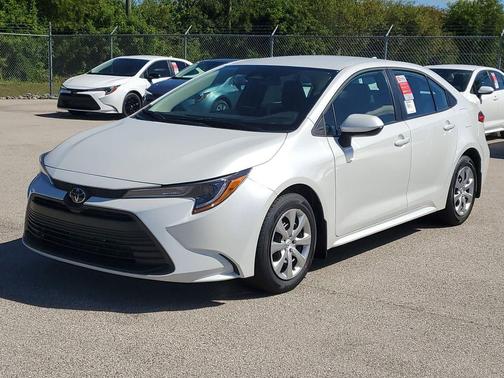 2026 Toyota Corolla LE