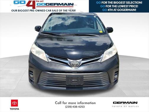 2018 Toyota Sienna XLE