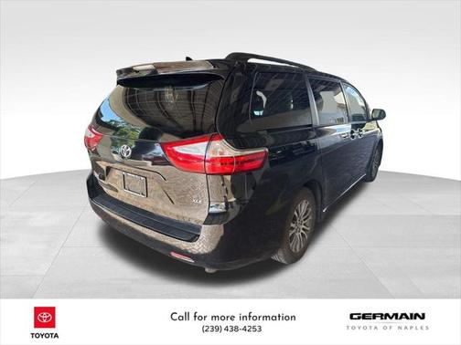 2018 Toyota Sienna XLE